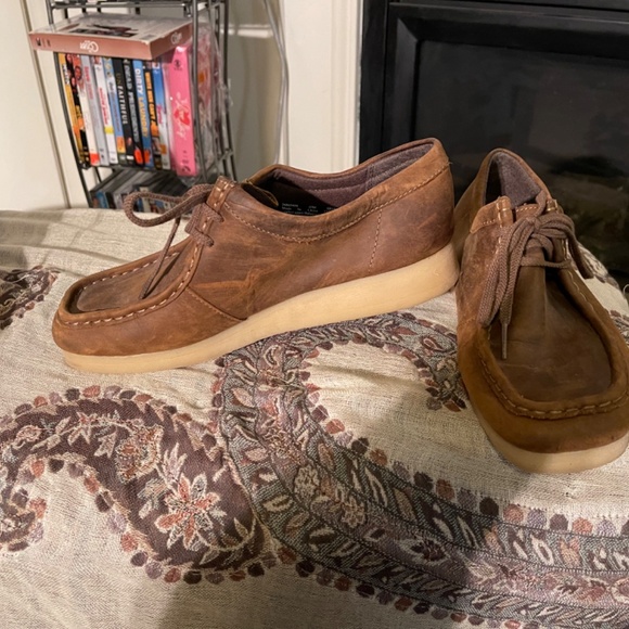 new condition pair of Clark Wallabees size 10 main image 5